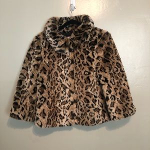 Faux cropped leopard print quarter-sleeve jacket
